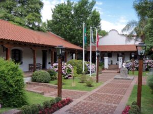 Tigre - Desayuno y visita guiada al museo de la Reconquista